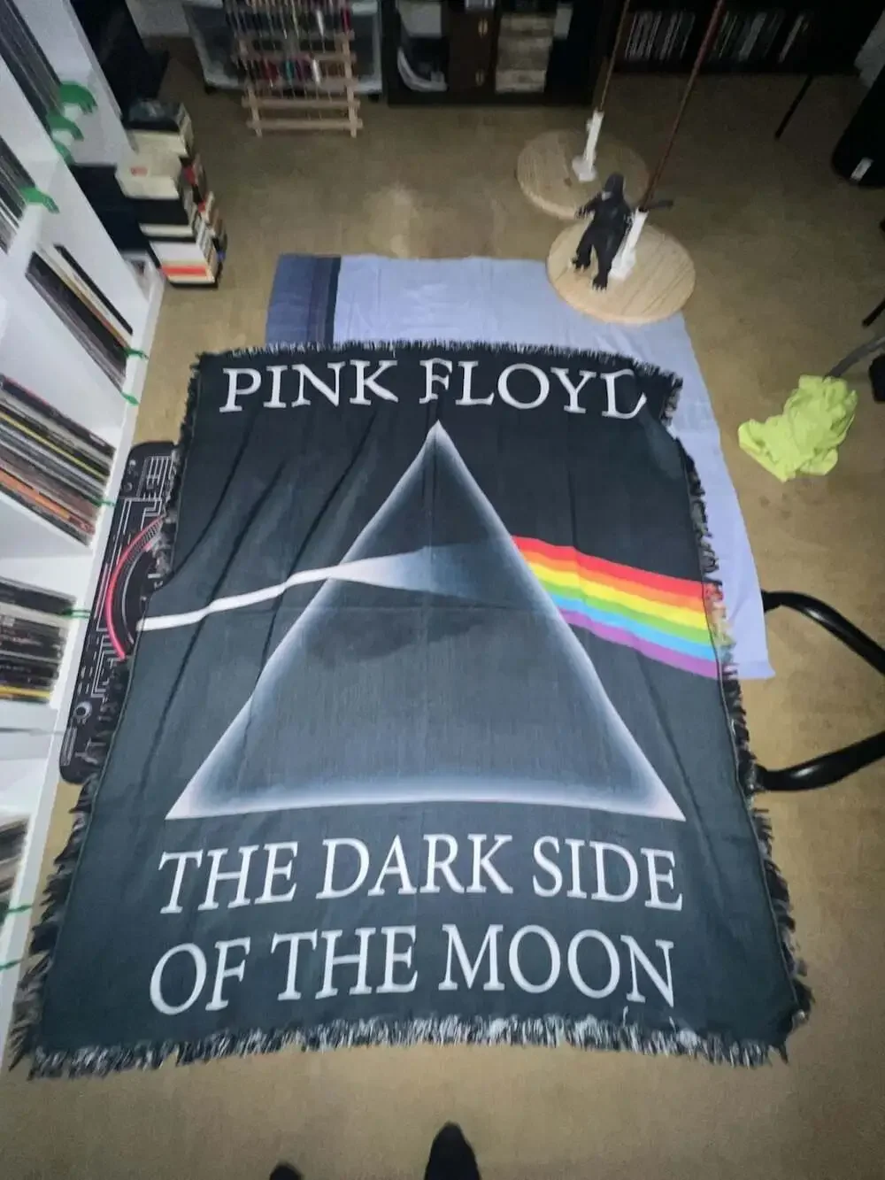 Pink Floyd The Dark Side Of The Moon Woven Throw Blanket